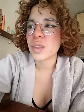 Snapshot of EmmaMelissa0521 chatting on 16, 2, 2025 EmmaMelissa0521 online show from 16, 2, 2025