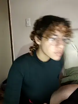 Snapshot of EmmaMelissa0521 chatting on 28, 2, 2025 EmmaMelissa0521 online show from 28, 2, 2025