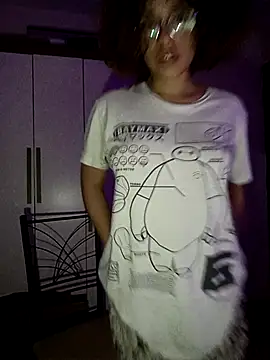 Snapshot of EmmaMelissa0521 chatting on 4, 3, 2025 EmmaMelissa0521 online show from 4, 3, 2025