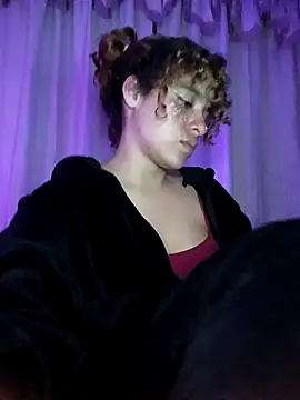 Snapshot of EmmaMelissa0521 chatting on 15, 3, 2025 EmmaMelissa0521 online show from 15, 3, 2025