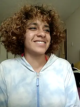 Snapshot of EmmaMelissa0521 chatting on 17, 3, 2025 EmmaMelissa0521 online show from 17, 3, 2025