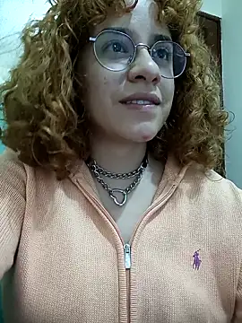 Snapshot of EmmaMelissa0521 chatting on 28, 9, 2025 EmmaMelissa0521 online show from 28, 9, 2025