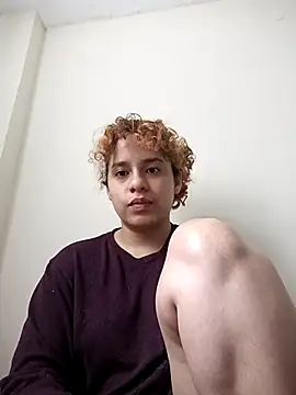 Snapshot of EmmaMelissa0521 chatting on 11, 10, 2025 EmmaMelissa0521 online show from 11, 10, 2025