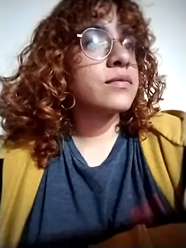 Snapshot of EmmaMelissa0521 chatting on 26, 10, 2025 EmmaMelissa0521 online show from 26, 10, 2025