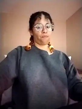 EmmaMelissa0521 online show from 7, 3, 2026