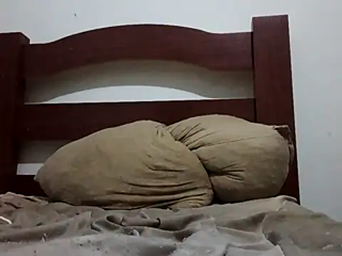 Faelpauzudo13 online show from 13, 4, 2026