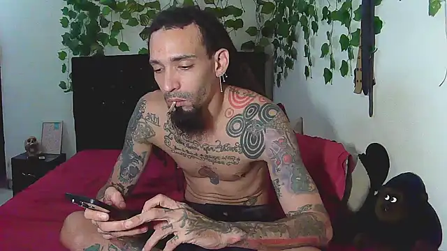 caribbeanlover1 online show from 21, 10, 2025