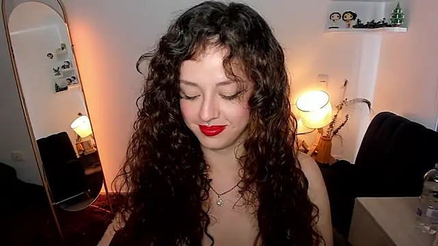 Snapshot of Cassandra_Caiin chatting on 7, 5, 2026 Cassandra Caiin online show from 7, 5, 2026