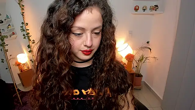 Snapshot of Cassandra_Caiin chatting on 5, 7, 2026 Cassandra Caiin online show from 5, 7, 2026