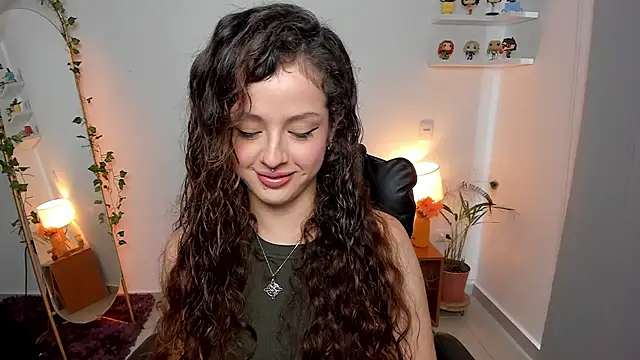 Snapshot of Cassandra_Caiin chatting on 21, 7, 2026 Cassandra Caiin online show from 21, 7, 2026