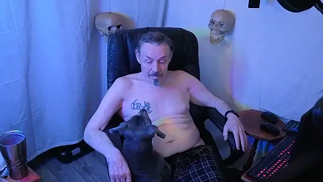 Snapshot of Richy__Rich_ chatting on 11, 10, 2025 Richy Rich online show from 11, 10, 2025