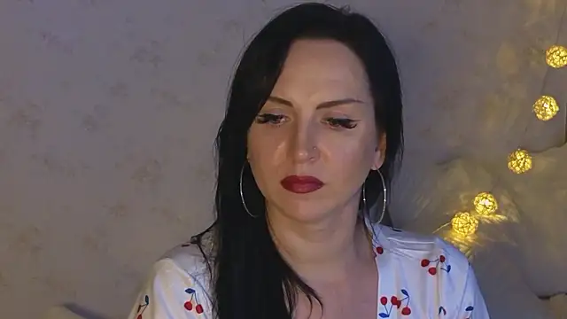 Snapshot of lily_conor chatting on 3, 12, 2024 lily conor online show from 3, 12, 2024