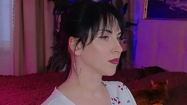 Snapshot of lily_conor chatting on 27, 11, 2025 lily conor online show from 27, 11, 2025