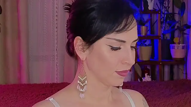 Snapshot of lily_conor chatting on 2, 12, 2025 lily conor online show from 2, 12, 2025