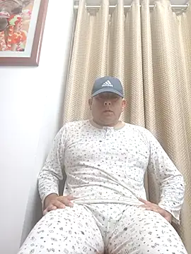 Snapshot of chicoguapo8 chatting on 1, 10, 2025 chicoguapo8 online show from 1, 10, 2025