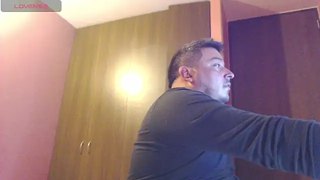 Snapshot of antonycruz chatting on 21, 2, 2026 antonycruz online show from 21, 2, 2026