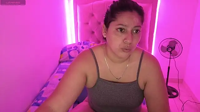 Nazlyy30 online show from 8, 11, 2025