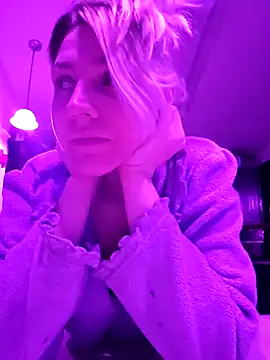 Snapshot of ScarletCallings420 chatting on 6, 2, 2025 ScarletCallings420 online show from 6, 2, 2025