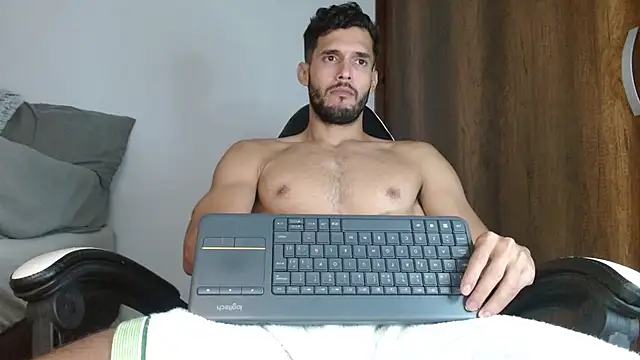 Noah jhonsonn online show from 11, 1, 2025