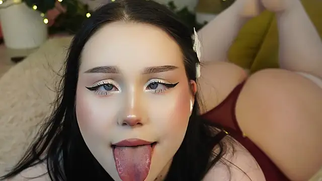 Snapshot of ScarletBlaze chatting on 21, 12, 2024 ScarletBlaze online show from 21, 12, 2024