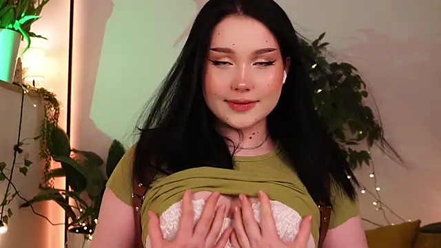 Snapshot of ScarletBlaze chatting on 11, 3, 2025 ScarletBlaze online show from 11, 3, 2025