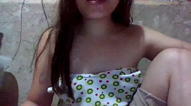Snapshot of Beatrice143 chatting on 4, 1, 2025 Beatrice143 online show from 4, 1, 2025