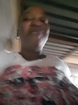 winterqueenx online show from 1, 2, 2025