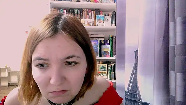 BrattyFoxyGirl online show from 17, 2, 2025