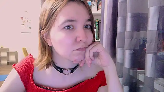 BrattyFoxyGirl online show from 5, 3, 2025