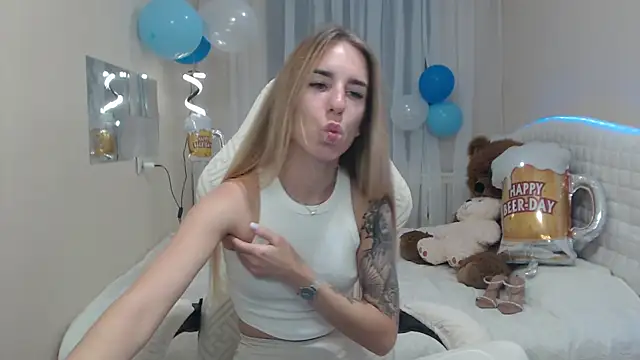 DeboraHorny online show from 22, 9, 2025