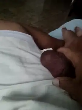 Snapshot of vini4016 chatting on 12, 1, 2025 vini4016 online show from 12, 1, 2025