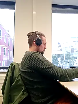 Snapshot of Tj1sen chatting on 8, 1, 2025 Tj1sen online show from 8, 1, 2025