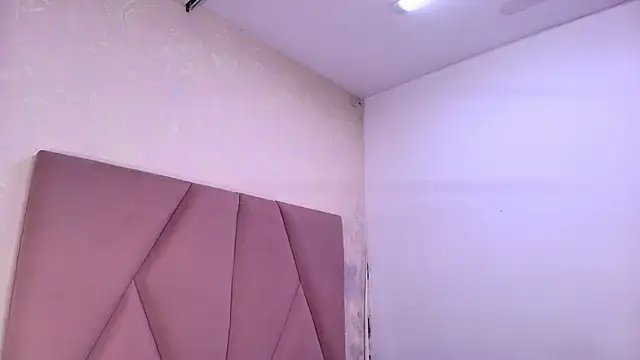 lay navas online show from 11, 9, 2025