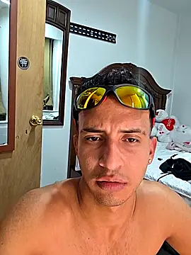 Snapshot of Torresmor chatting on 22, 11, 2025 Torresmor online show from 22, 11, 2025