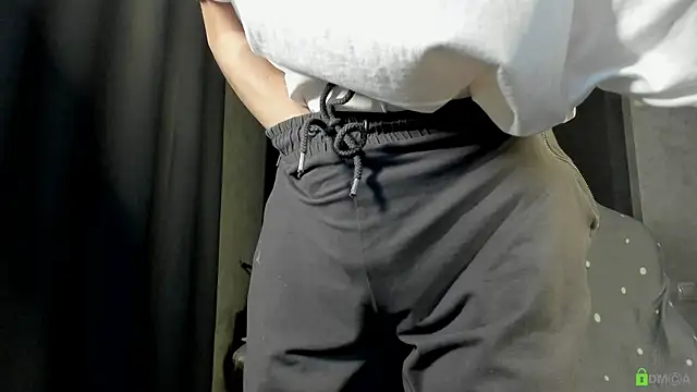 Snapshot of Courtney_Luv chatting on 14, 10, 2025 Courtney Luv online show from 14, 10, 2025