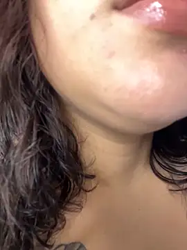 Snapshot of susy_angel chatting on 8, 3, 2026 susy angel online show from 8, 3, 2026