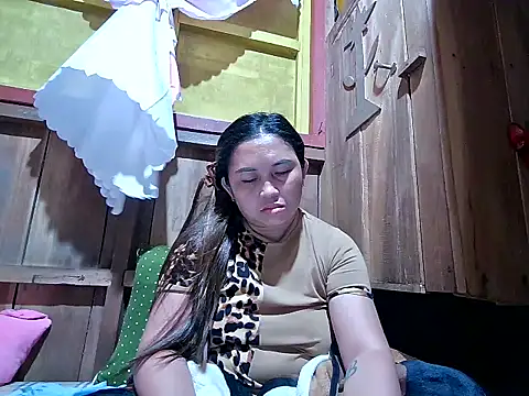 Snapshot of LalaiAsian chatting on 8, 11, 2025 LalaiAsian online show from 8, 11, 2025