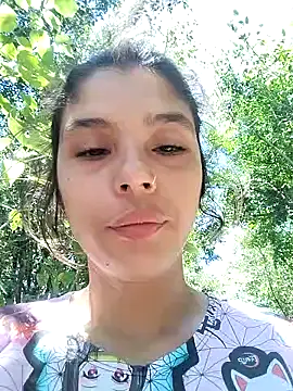 Snapshot of mariamac420 chatting on 2, 2, 2025 mariamac420 online show from 2, 2, 2025