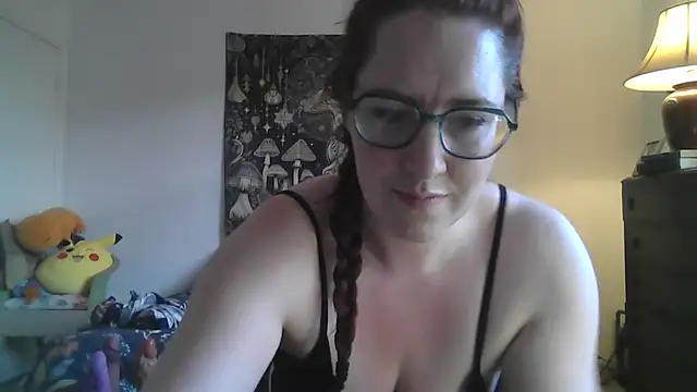CuriousKitty345 online show from 25, 5, 2026