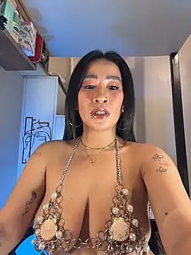 Snapshot of AsianMilfSheryl chatting on 25, 4, 2026 AsianMilfSheryl online show from 25, 4, 2026