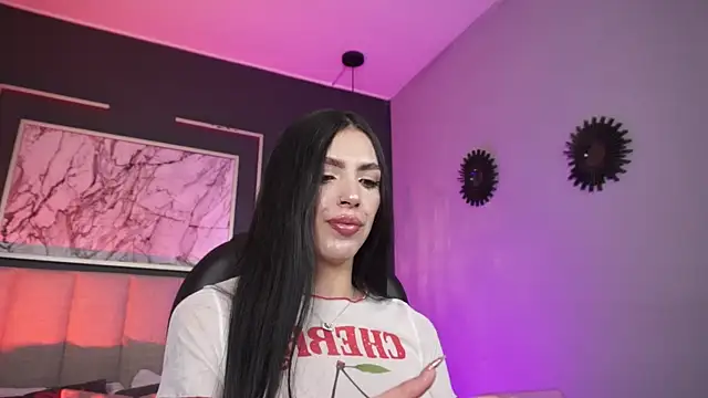 Snapshot of Samantha_Brooke chatting on 25, 11, 2025 Samantha Brooke online show from 25, 11, 2025