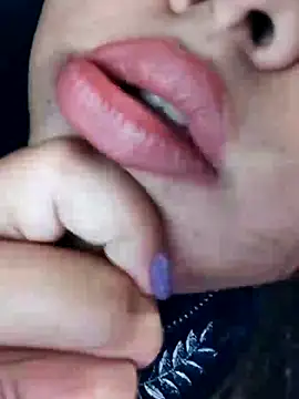 Srishtijain51 online show from 5, 1, 2025
