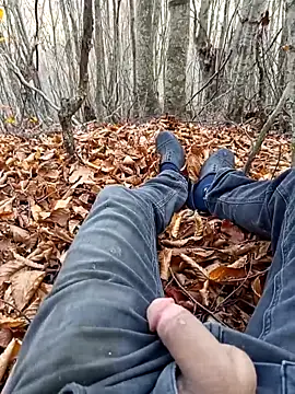 Snapshot of Yaramaz331 chatting on 11, 11, 2025 Yaramaz331 online show from 11, 11, 2025