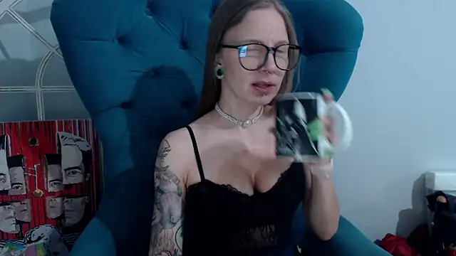 alexandra zaryanova online show from 21, 3, 2025