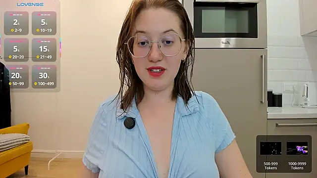 Snapshot of Charmy_Gracy chatting on 24, 7, 2026 Charmy Gracy online show from 24, 7, 2026
