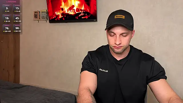 Snapshot of michaelbradleu chatting on 14, 5, 2026 michaelbradleu online show from 14, 5, 2026