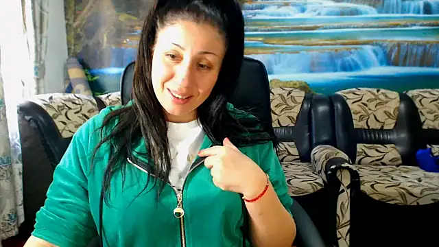 MoistMady online show from 7, 3, 2025