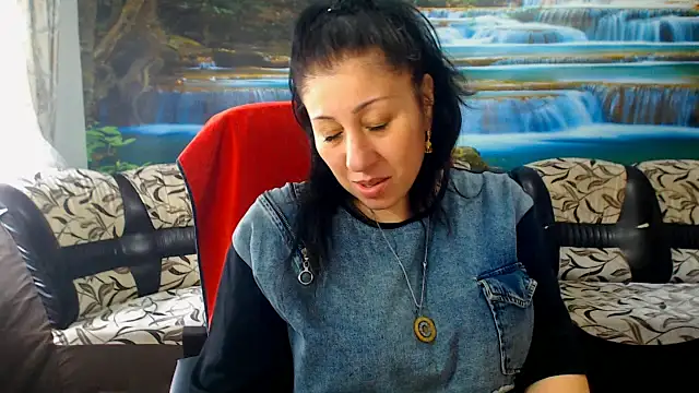 Snapshot of MoistMady chatting on 24, 3, 2026 MoistMady online show from 24, 3, 2026