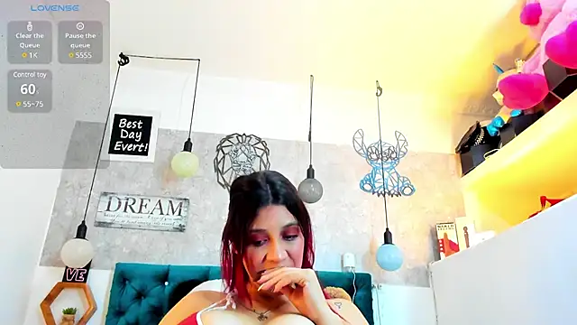 Snapshot of Rebeca_xs chatting on 18, 3, 2025 Rebeca xs online show from 18, 3, 2025
