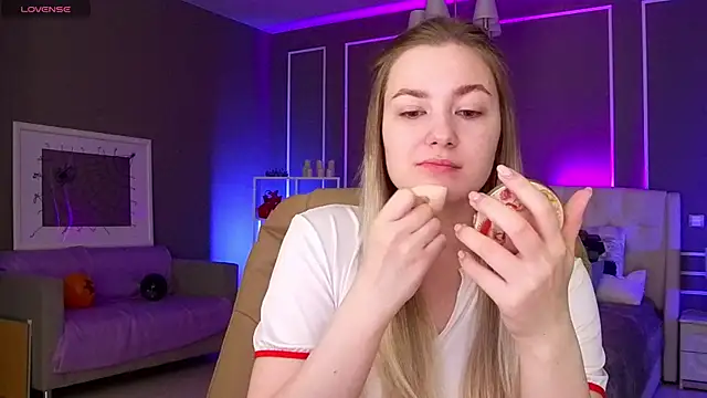 elinanortas online show from 30, 10, 2025